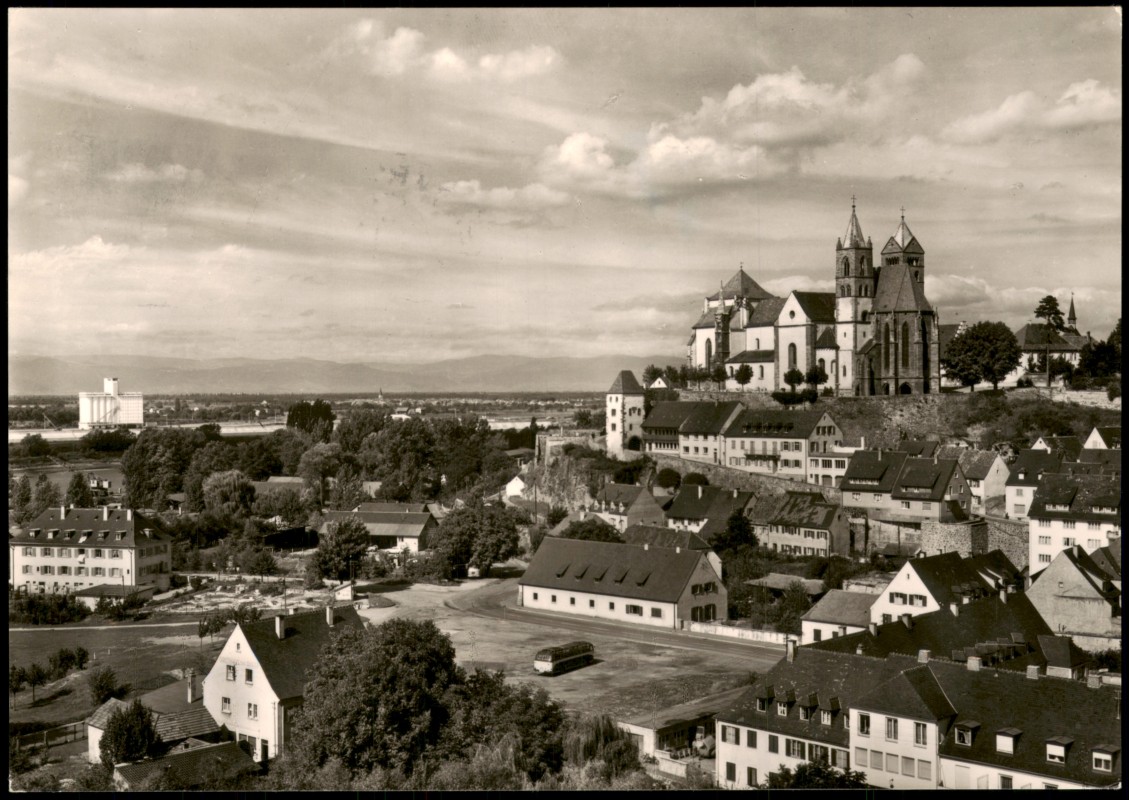 zoom: Image side vintage Postcard from 1970: Blick auf Breisach am Rhein mit St. Stephansmünster:: Breisach (Rhein)