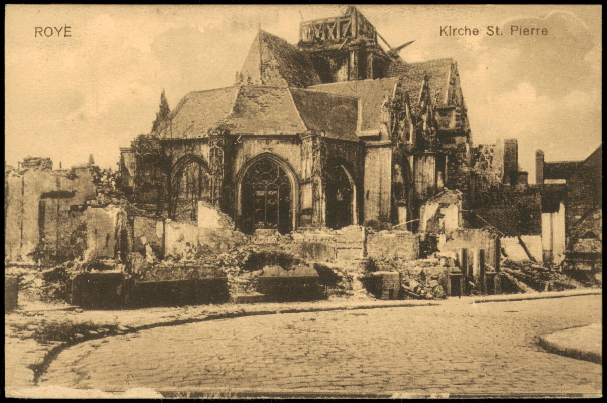 zoom: Image side vintage Postcard from 1915: Kirche St. Pierre zerstört im 1. Weltkrieg:: Roye (Somme)