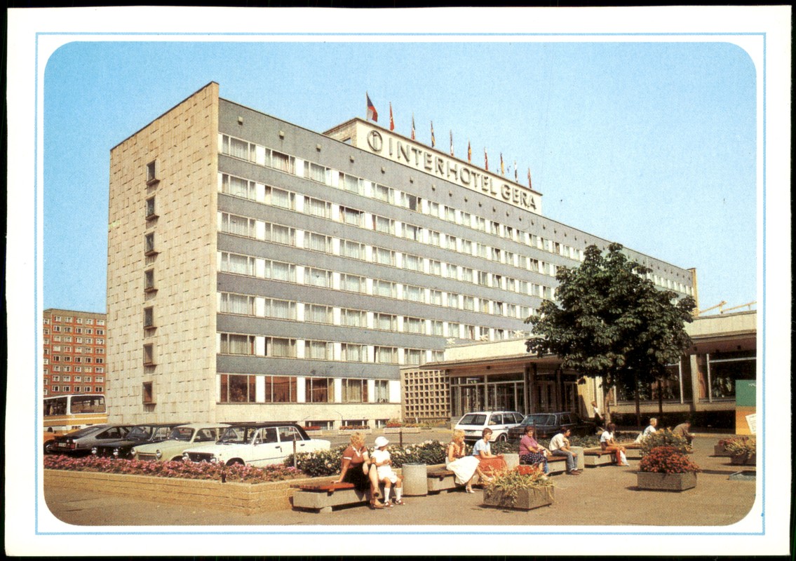 zoom: Image side vintage Postcard from 1984: Interhotel Gera zur DDR-Zeit:: Halle, Saxony-Anhalt