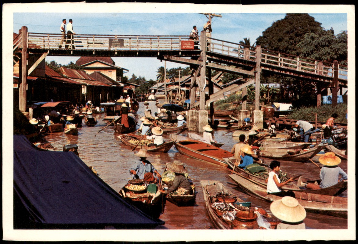 zoom: Image side vintage Postcard from 1975: Floating Market and Wooden Bridge Crossing Canal at Wat Sai Bang- Mot,Bangkok, Thailand.:: Bangkok