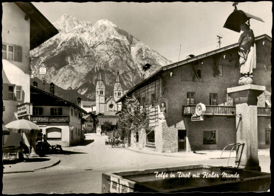 zoom: Image side vintage Postcard from 1962: Blick auf die Pfarrkirche mit Hoher Munde:: Telfs (Tirol)