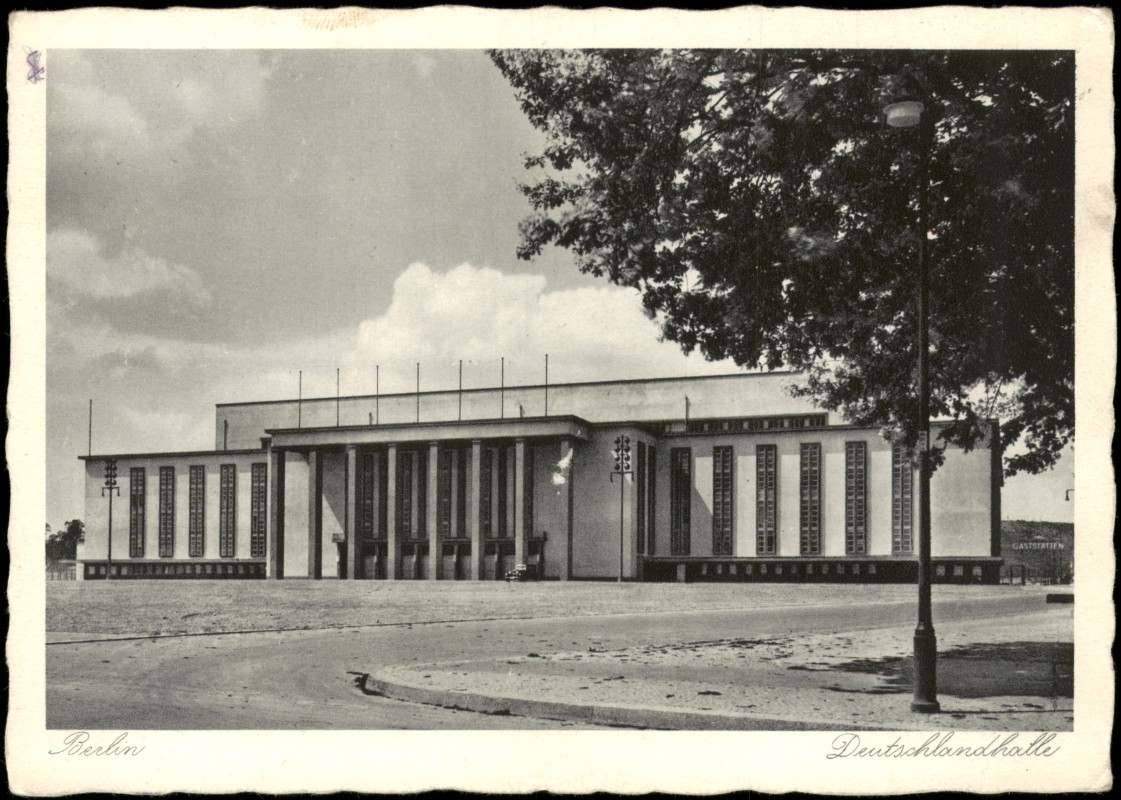 zoom: Image side vintage Postcard from 1936: Deutschlandhalle:: Charlottenburg-Berlin