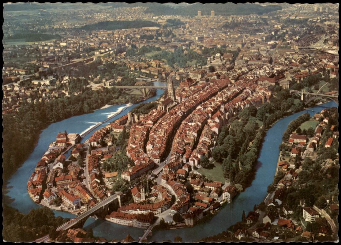 zoom: Image side vintage Postcard from 1966: Luftbild Flugzeug-Aufnahme Luftaufnahme:: Bern