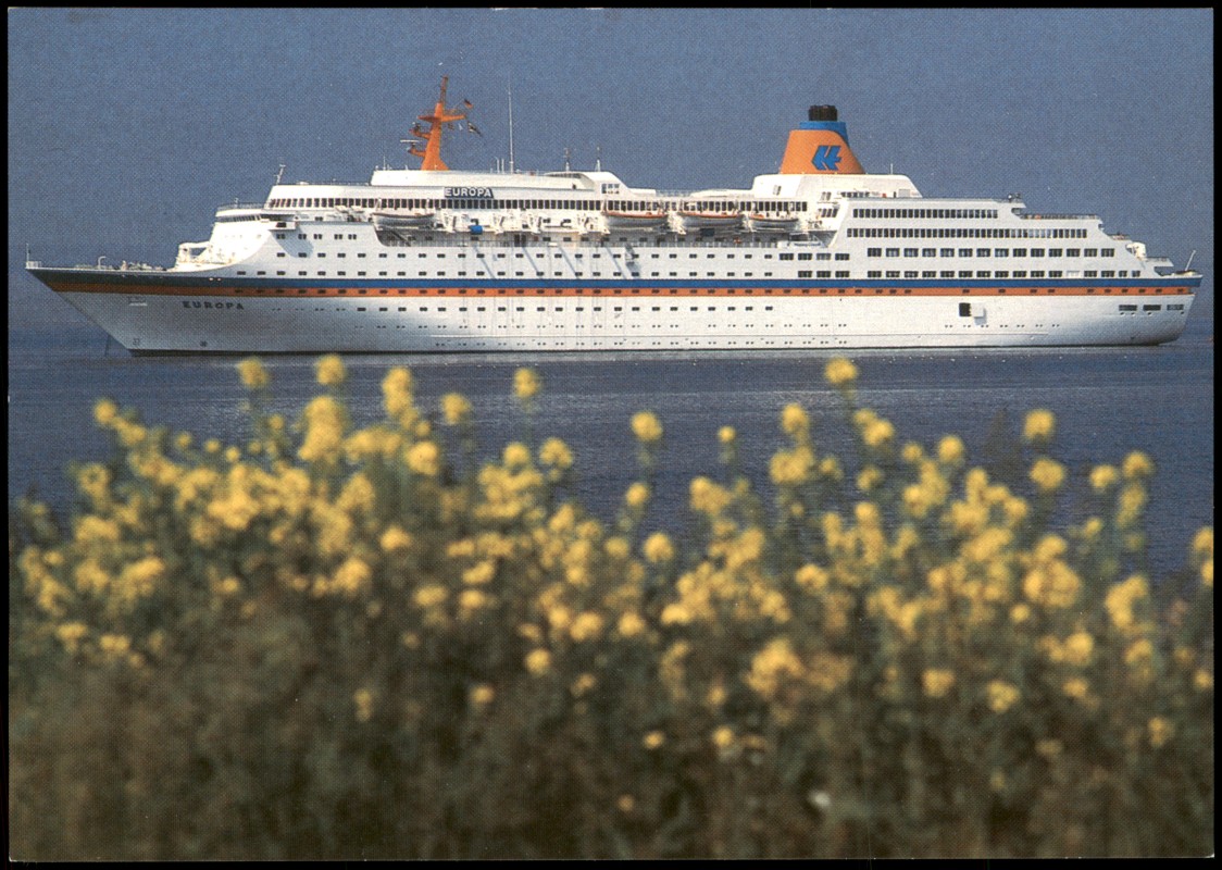 zoom: Image side vintage Postcard from 1980: Schiff Ship Luxusliner Kreuzfahrtschiff MS EUROPA::