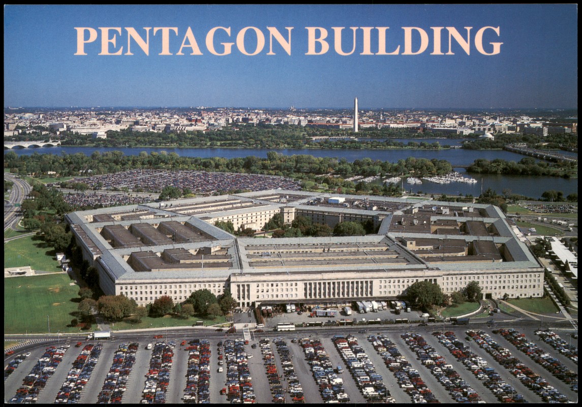 zoom: Image side vintage Postcard from 2000: PENTAGON BUILDING Arlington Virginia:: Washington D.C.