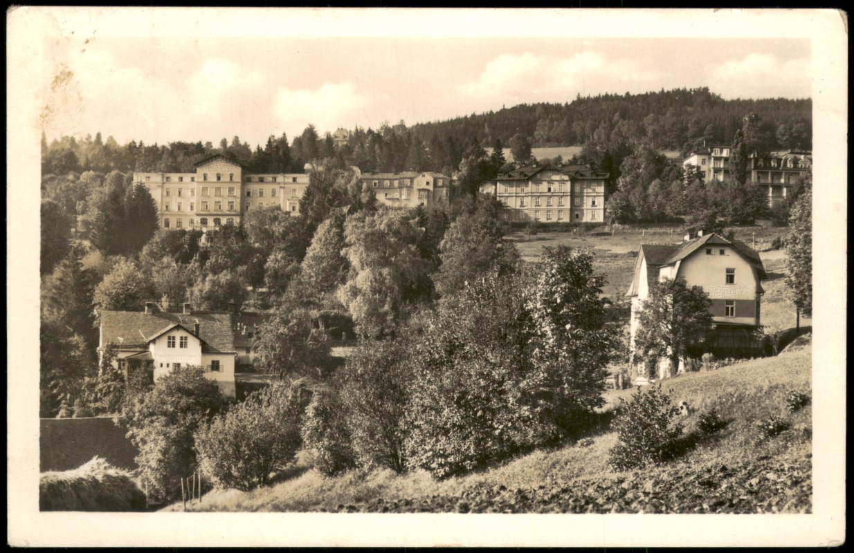 zoom: Image side vintage Postcard from 1930: Panorama-Ansicht LÁZNĚ JESENÍK:: Lazne Jesenik-Jesenik