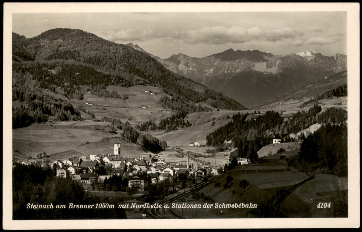 vergrößern: Bildseite historische Ansichtskarte von 1953: Steinach am Brenner mit Nordkette:: Steinach (Brenner)