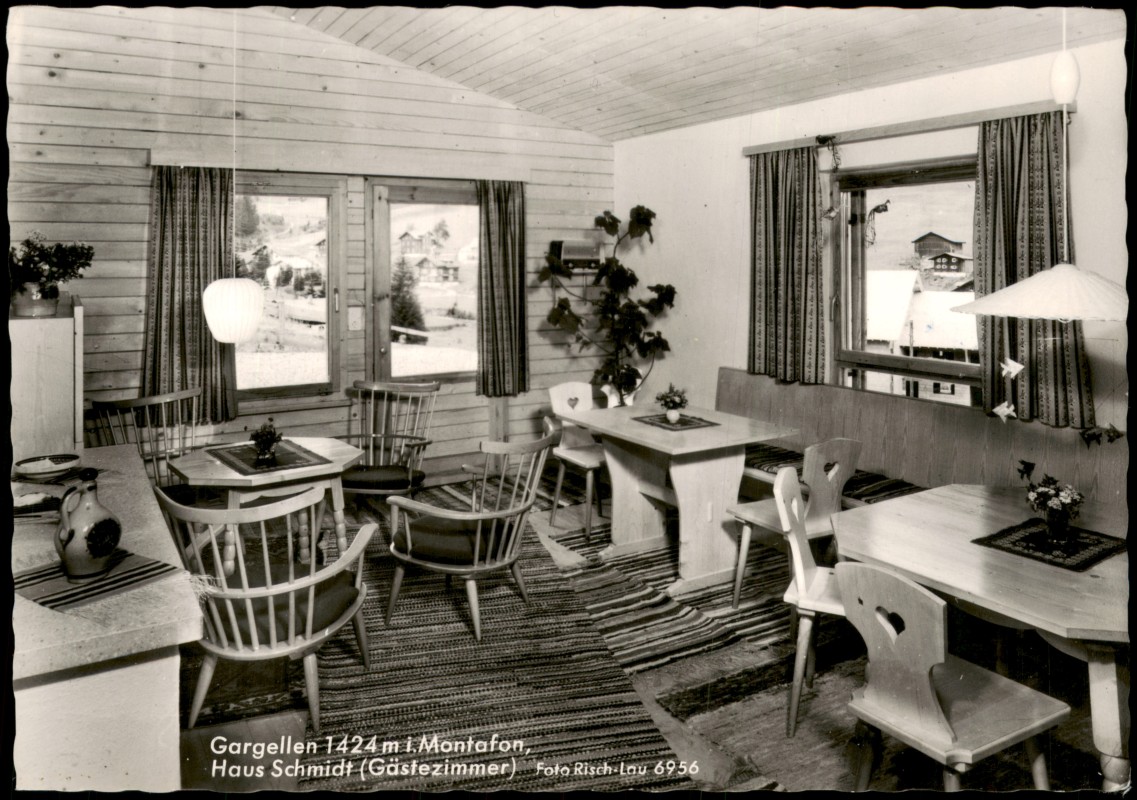 zoom: Image side vintage Postcard from 1963: Haus Schmidt - Gästezimmer:: Gargellen