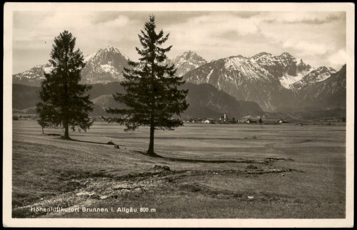 zoom: Image side vintage Postcard from 1930: Höhenluftkurort Brunnen i. Allgäu 800 m Panorama:: .Bayern