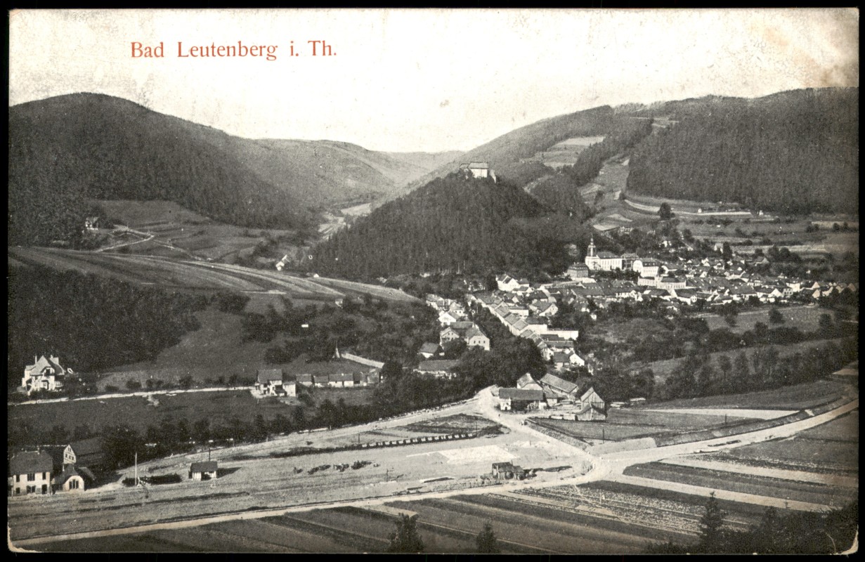 vergrößern: Bildseite historische Ansichtskarte von 1930: Bad Leutenberg i. Th. Panorama::