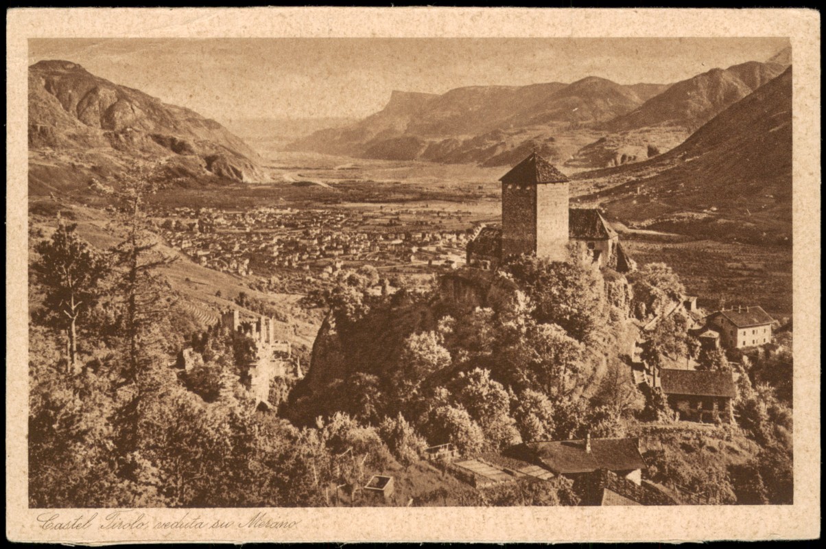 zoom: Image side vintage Postcard from 1930: Blick auf das berühmte Schloss Tirol:: Merano