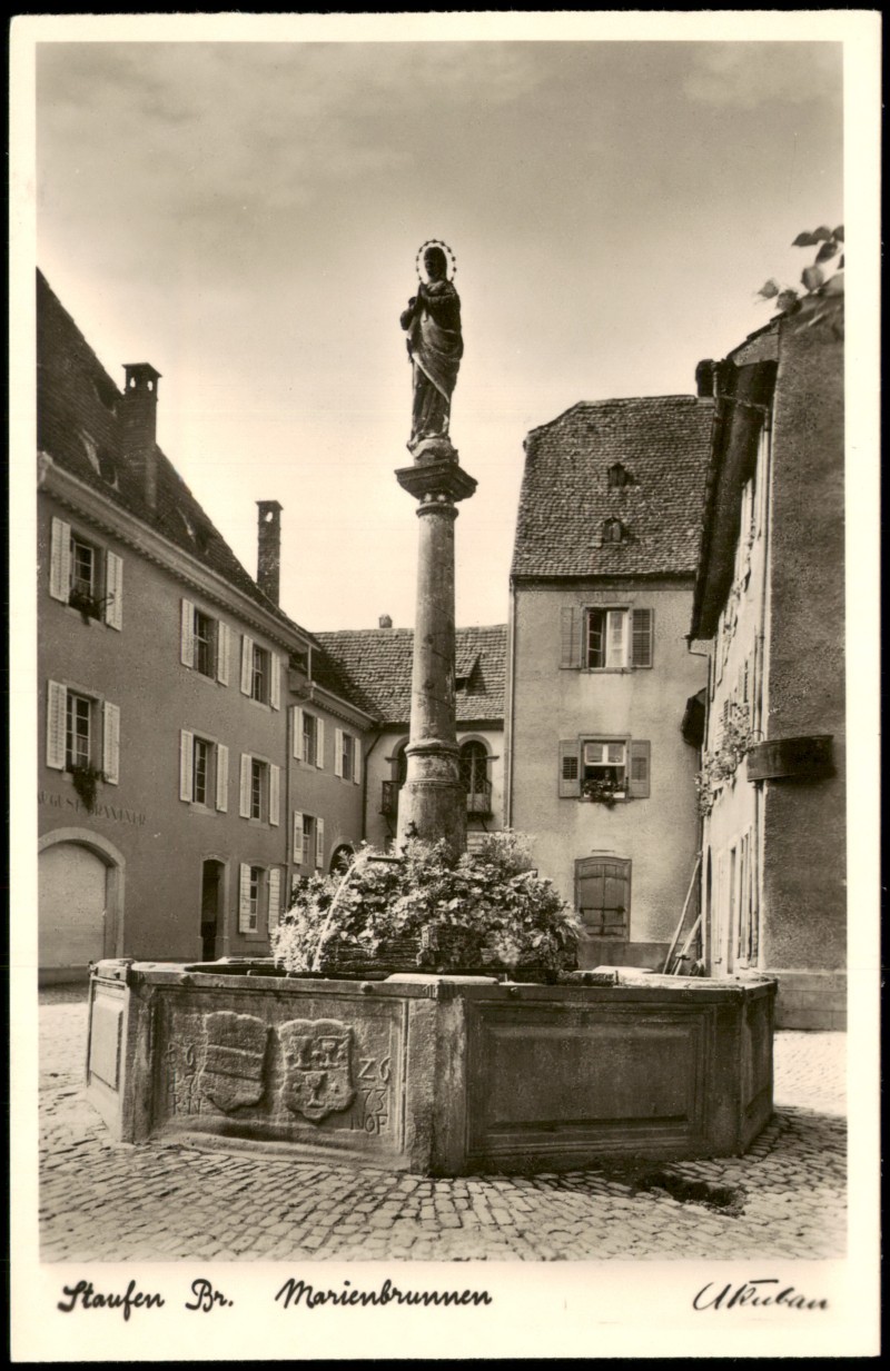 zoom: Image side vintage Postcard from 1932: Partie am Marienbrunnen:: Staufen im Breisgau