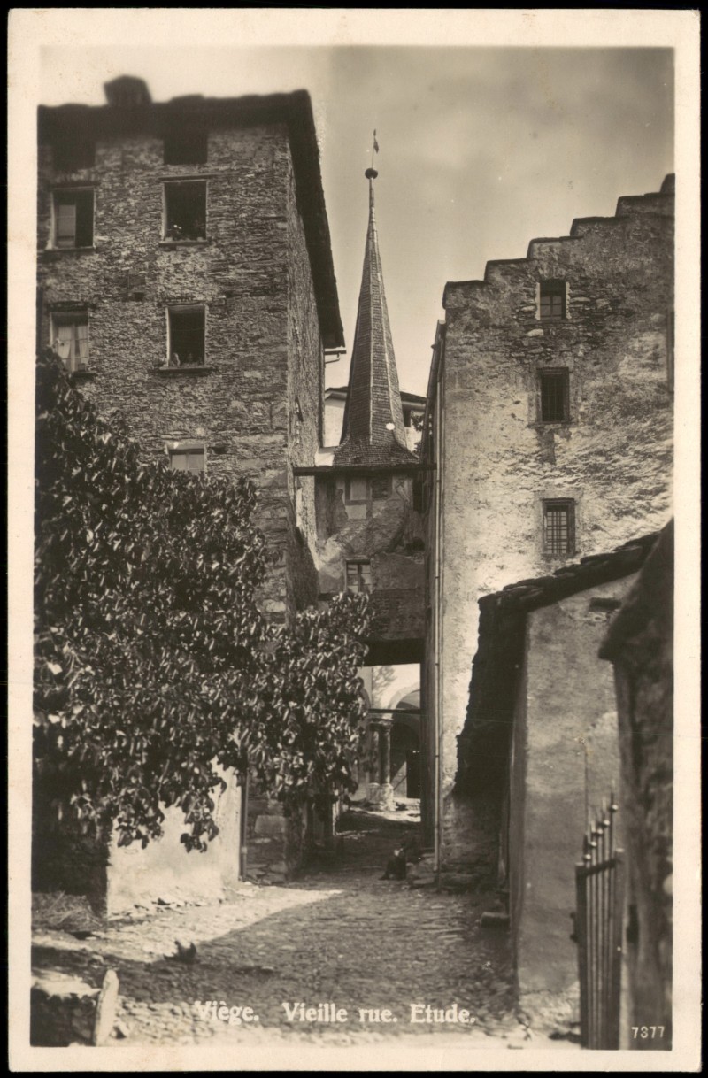 vergrößern: Bildseite historische Ansichtskarte von 1926: Ortsansicht von Visp, Vieille rue Etude:: Visp