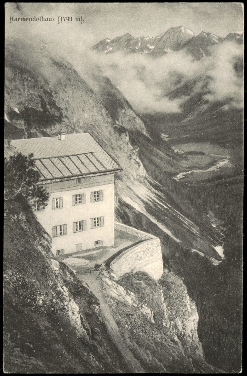 vergrößern: Bildseite historische Ansichtskarte von 1916: Karwendelhaus - Wolken Stimmungsbild:: Mittenwald