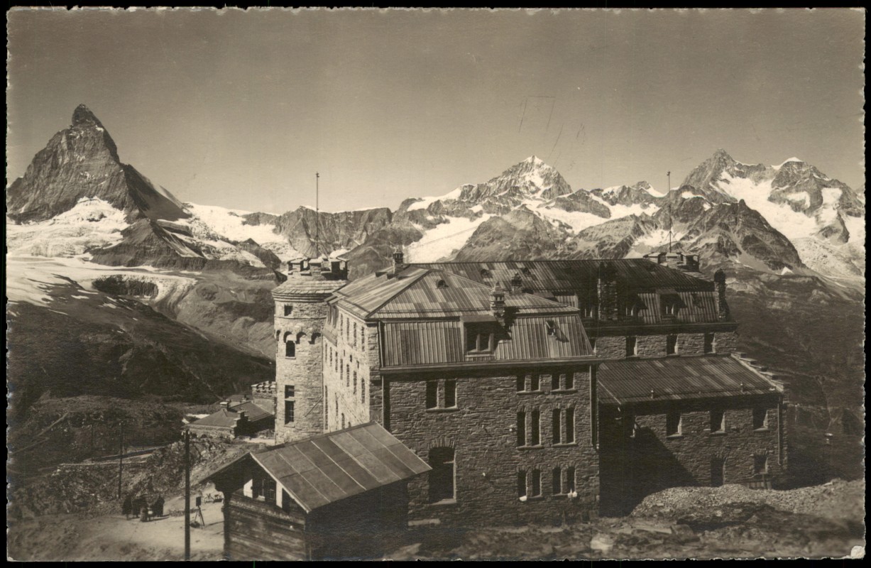 zoom: Image side vintage Postcard from 1955: Umlandansicht Kulmhotel Gornergrat, Matterhorn-Dent Blanche-Gabelhorn:: Zermatt