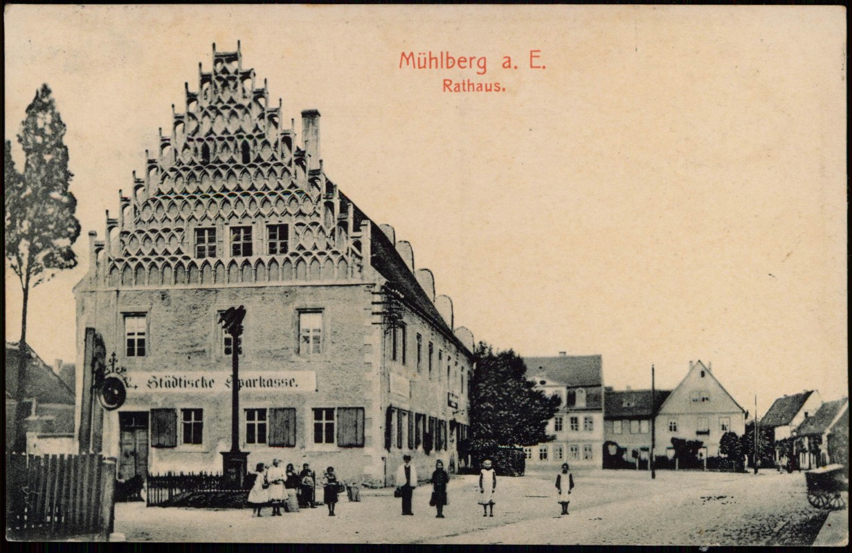 vergrößern: Bildseite historische Ansichtskarte von 1912: Straßenpartie Marktplatz:: Mühlberg/Elbe