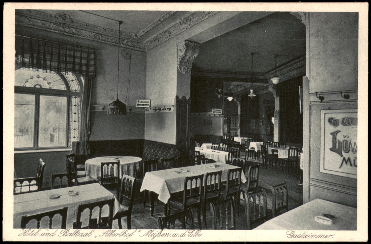 zoom: Image side vintage Postcard from 1928: Hotel und Ballsaal Alberthof - Gastraum:: Meissen