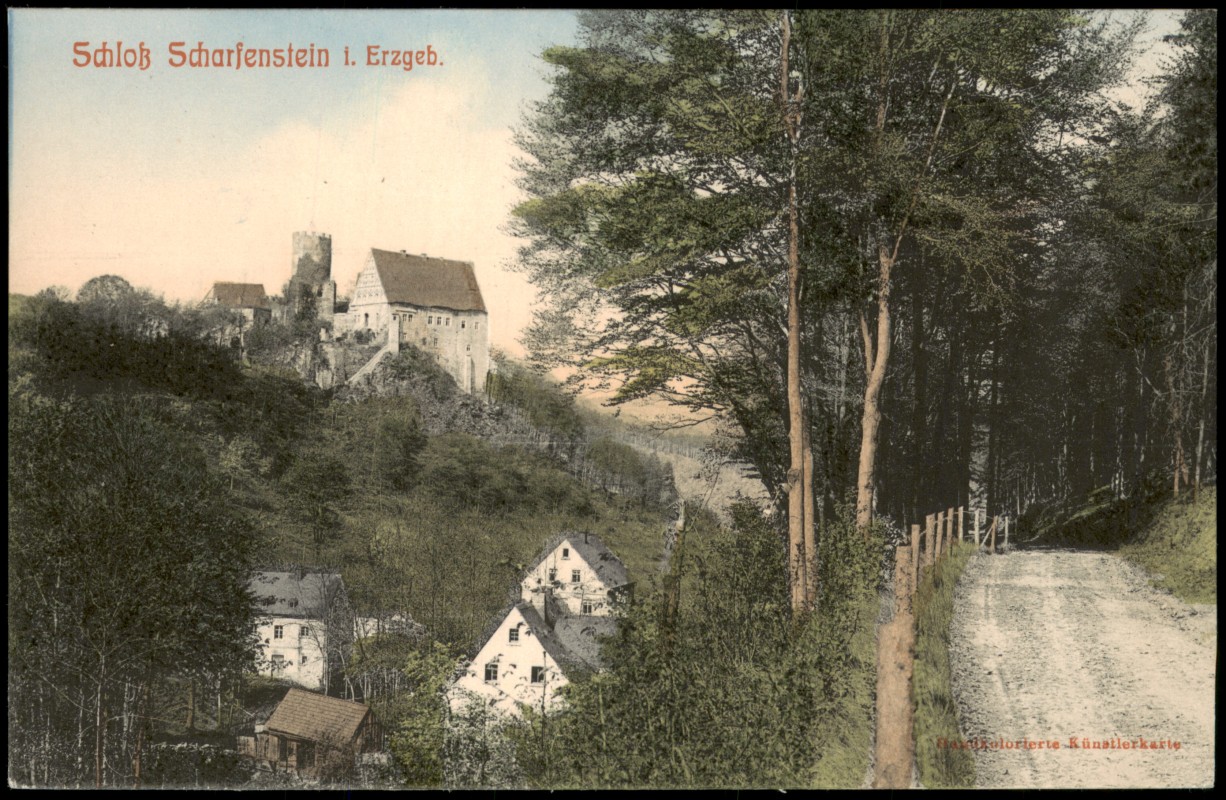 vergrößern: Bildseite historische Ansichtskarte von 1909: Waldweg und Schloss Scharfenstein:: Scharfenstein-Drebach (Erzgebirge)