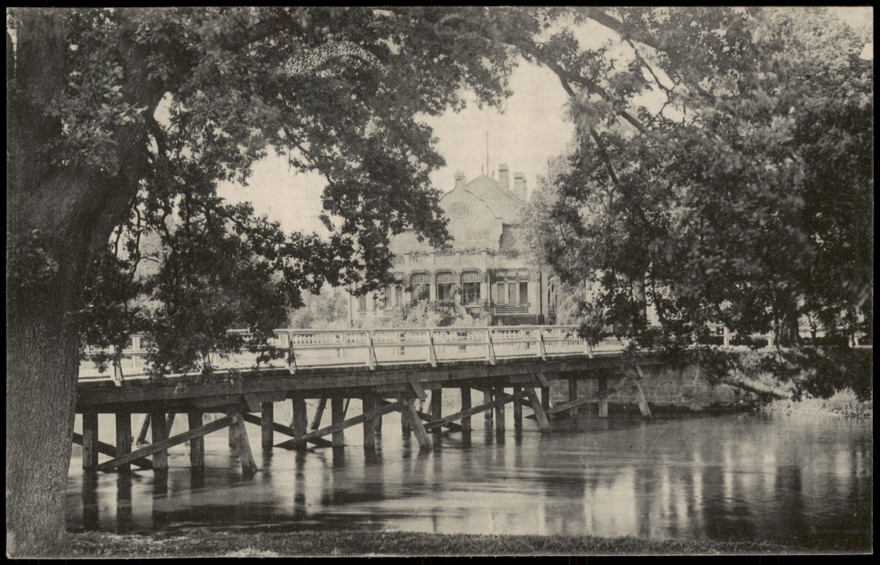 zoom: Image side vintage Postcard from 1920: Eisenmoorbad mit Elsterbrücke:: Bad Liebenwerda