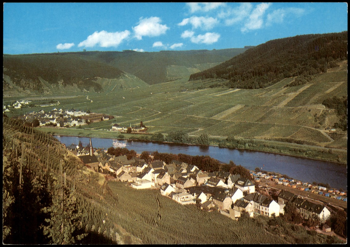 zoom: Image side vintage Postcard from 1970: Moselschleife mit Valwig und Ernst:: Valwig a.d. Mosel