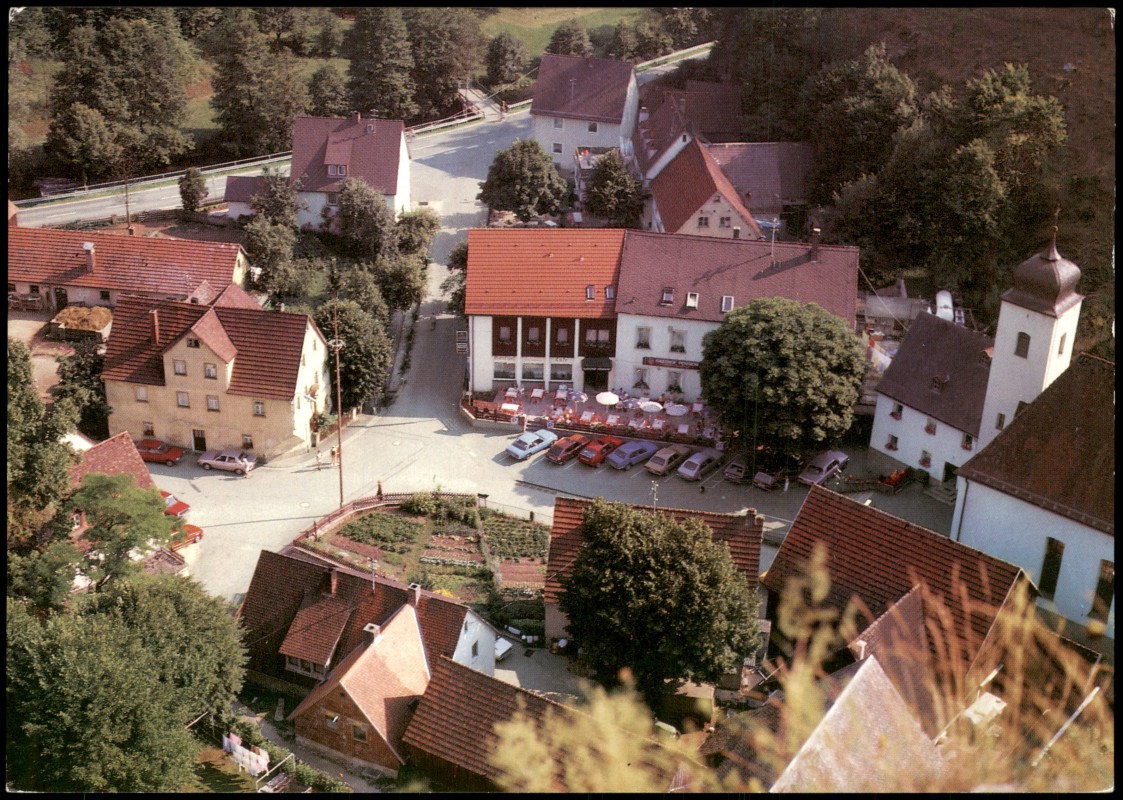 zoom: Image side vintage Postcard from 1980: Gasthof Pension Zum Püttlachtal:: Tüchersfeld-Pottenstein