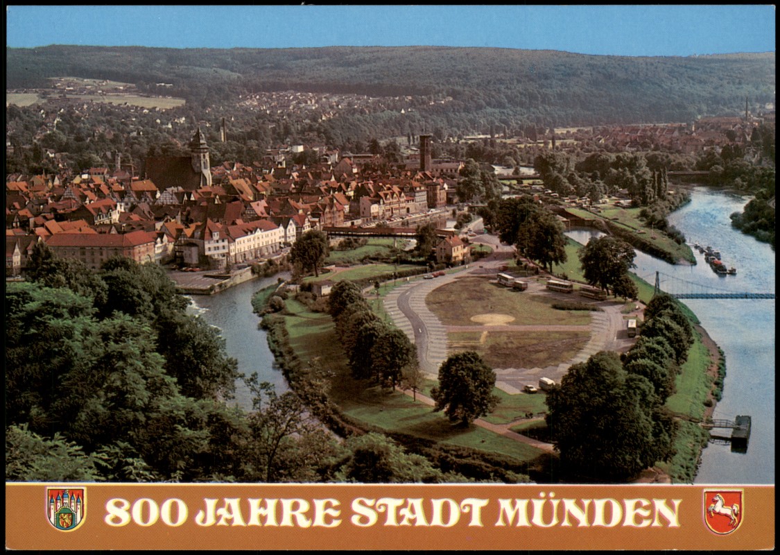 vergrößern: Bildseite historische Ansichtskarte von 1980: Luftbild Sonderkarte 800 JAHRE STADT MÜNDEN:: Hann. Münden