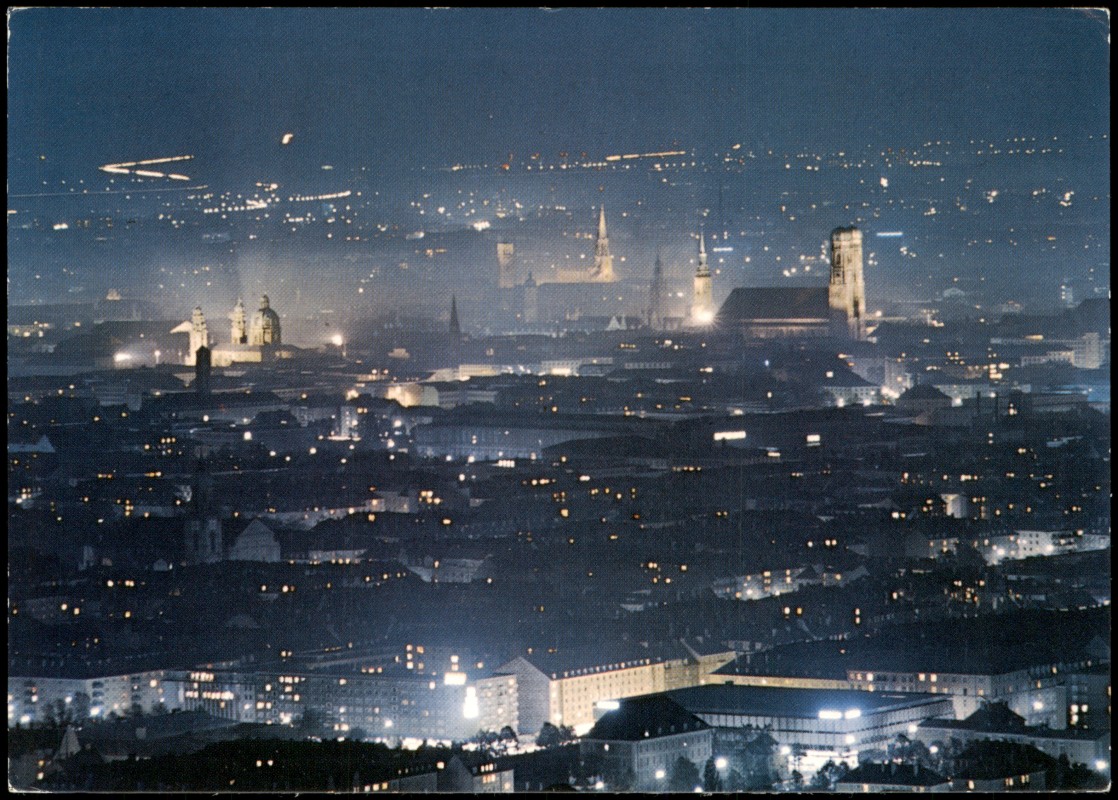 zoom: Image side vintage Postcard from 1972: City bei Nacht Blick vom Olympiaturm:: Munich