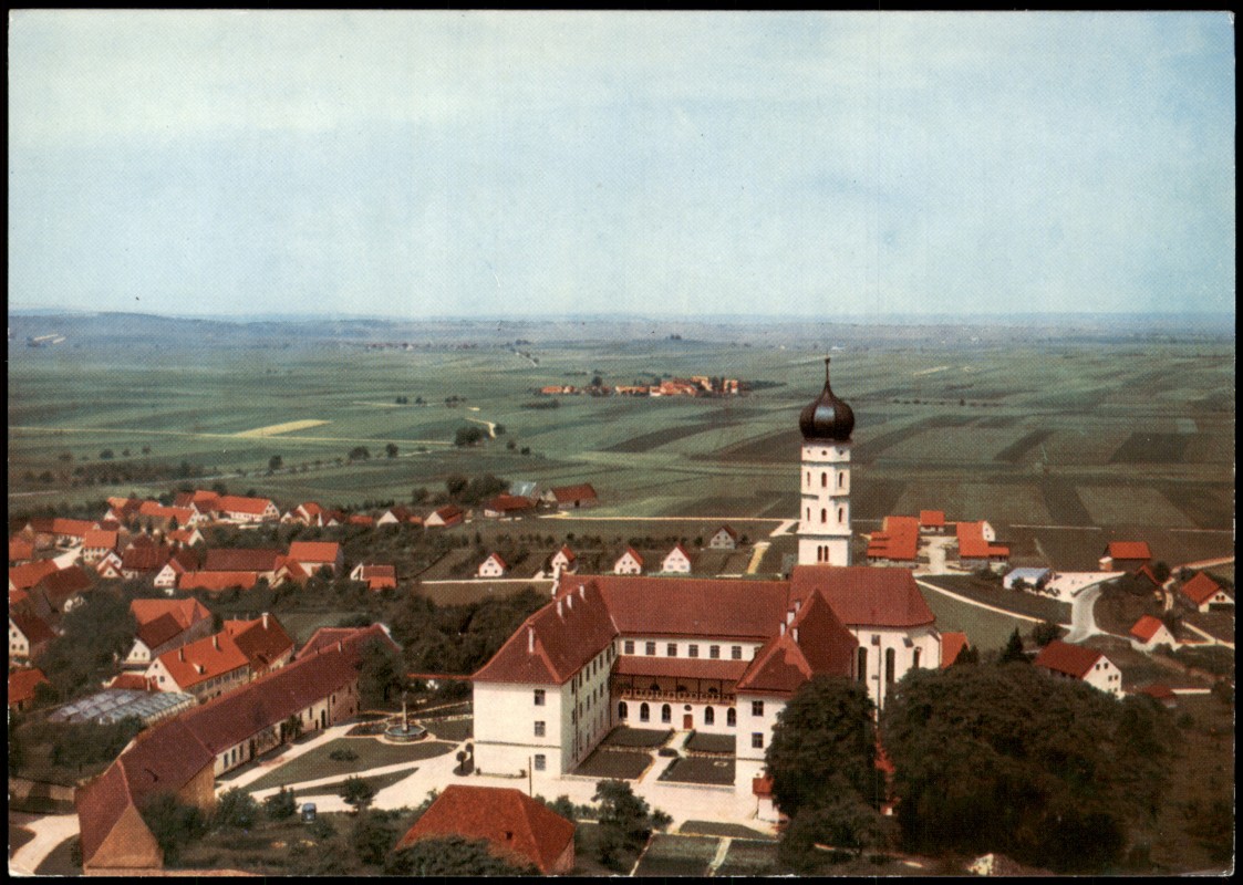 zoom: Image side vintage Postcard from 1960: Kleriker-Noviziat der Mariannhiller Missionare Luftaufnahme:: Mönchsdeggingen