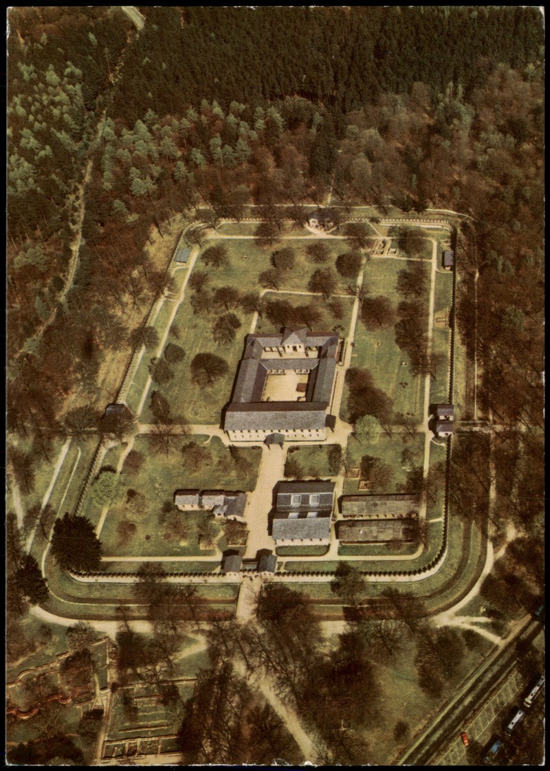 zoom: Image side vintage Postcard from 1970: Luftbild Römerkastell:: Bad Homburg