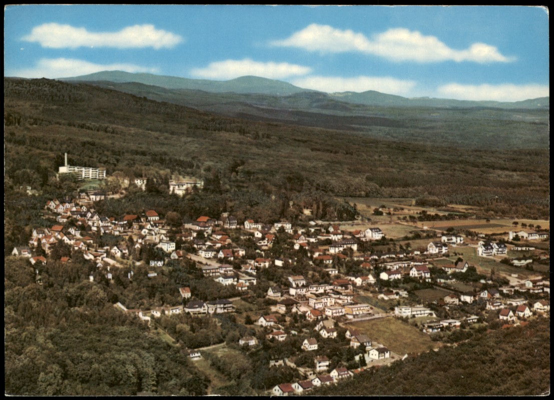 zoom: Image side vintage Postcard from 1985: Luftbild:: Schlangenbad