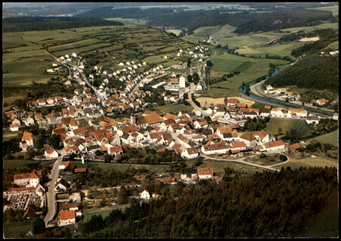 zoom: Image side vintage Postcard from 1990: Luftbild Ortskern:: Schmidmühlen