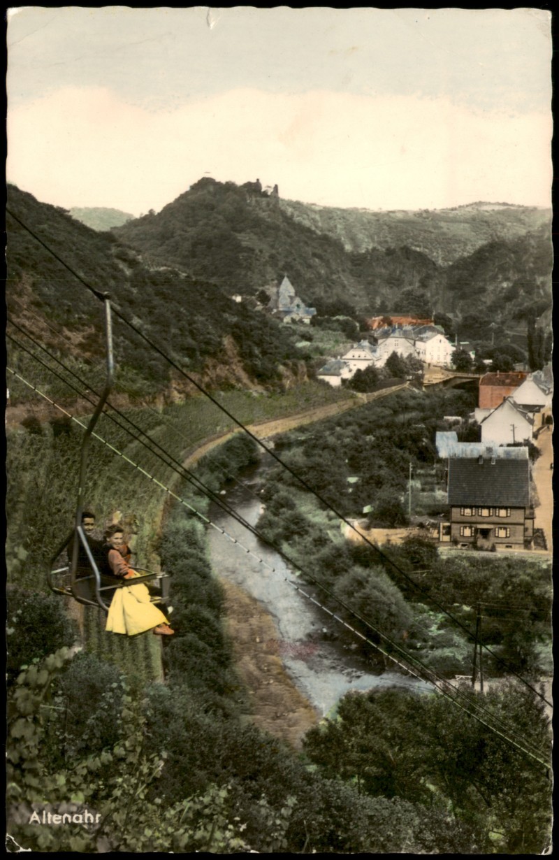 zoom: Image side vintage Postcard from 1962: Umland-Ansicht von der Seilbahn aus:: Altenahr