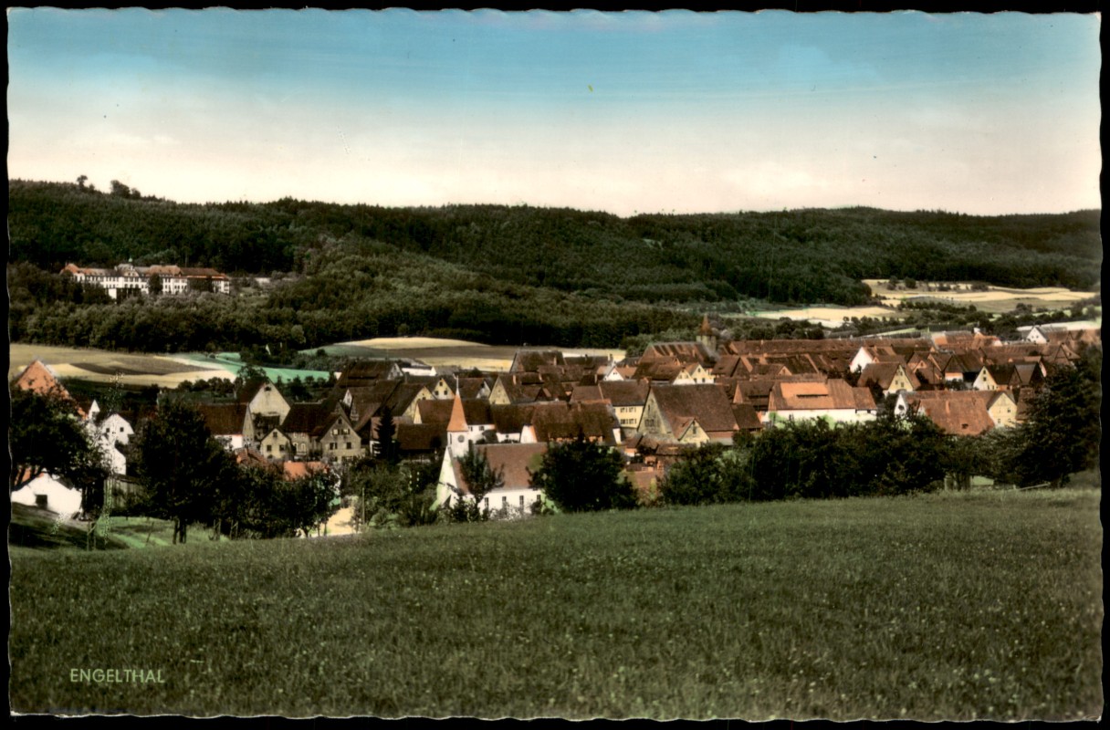 vergrößern: Bildseite historische Ansichtskarte von 1955: Panorama Blick auf ENGELTHAL:: Engelthal-Henfenfeld