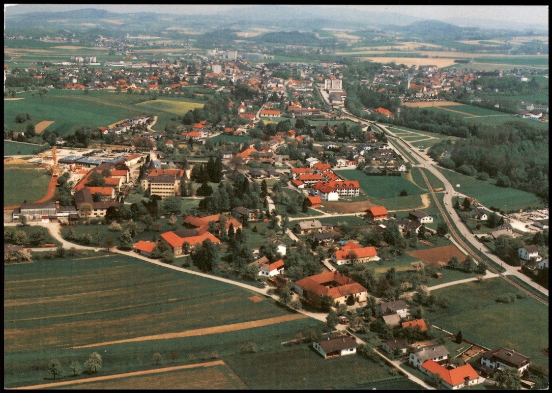 zoom: Image side vintage Postcard from 1981: Luftaufnahme Luftbild:: Weinzierl am Walde