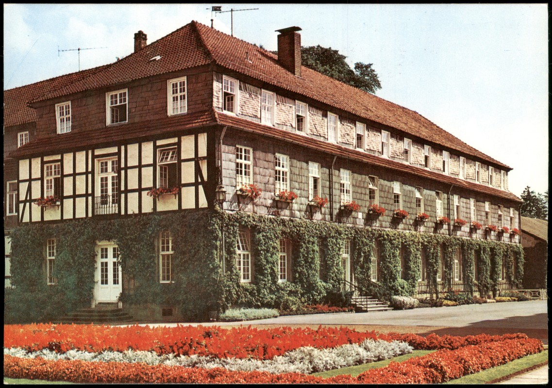 zoom: Image side vintage Postcard from 1973: Gräfliche Kurhäuser:: Bad Driburg