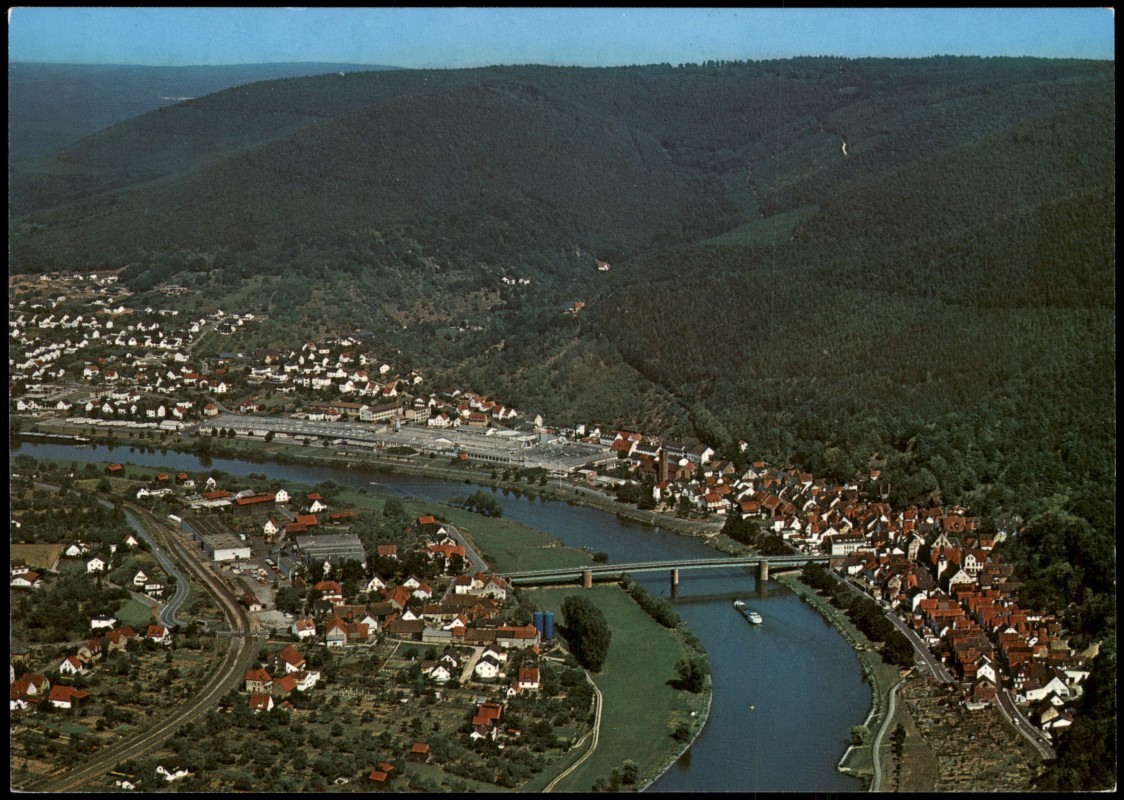 zoom: Image side vintage Postcard from 1990: Luftbild Luftaufnahme:: Freudenberg (Baden) am Main