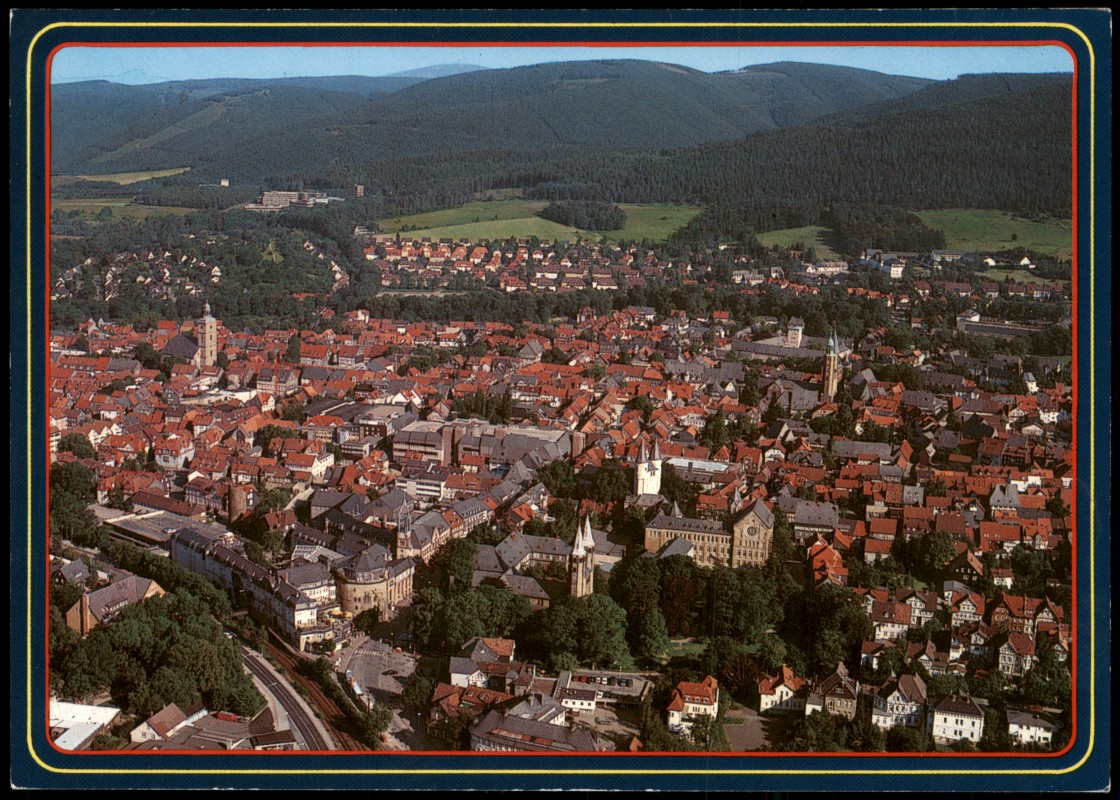 zoom: Image side vintage Postcard from 1990: Luftaufnahme Gesamtansicht:: Goslar