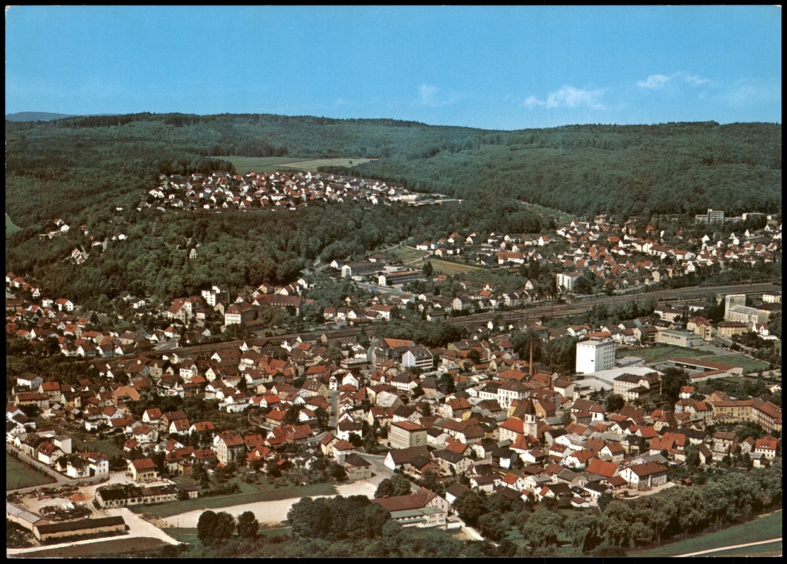 zoom: Image side vintage Postcard from 1981: Luftbild Fliegeraufnahme:: Treuchtlingen