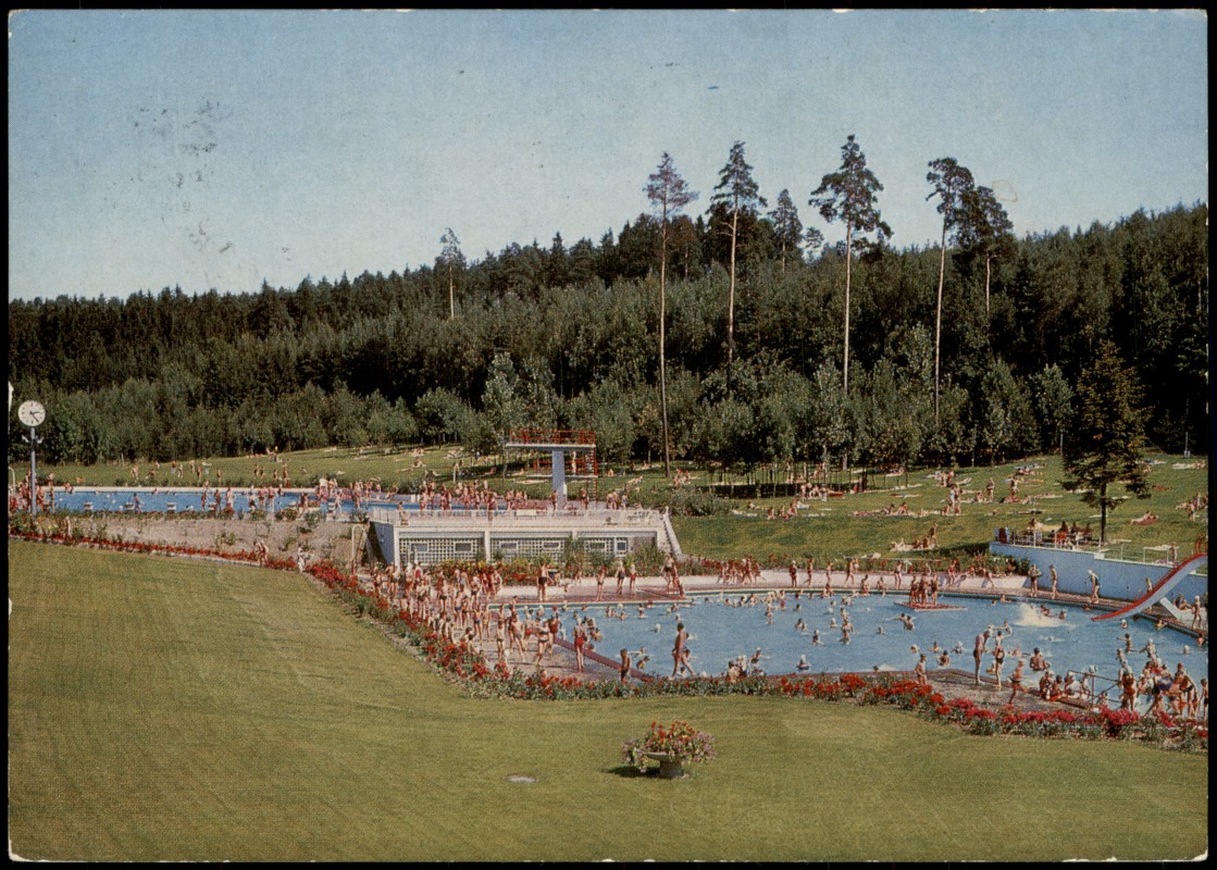 vergrößern: Bildseite historische Ansichtskarte von 1969: Ansicht Waldbad Neustadt Bayern:: Neustadt an der Waldnaab