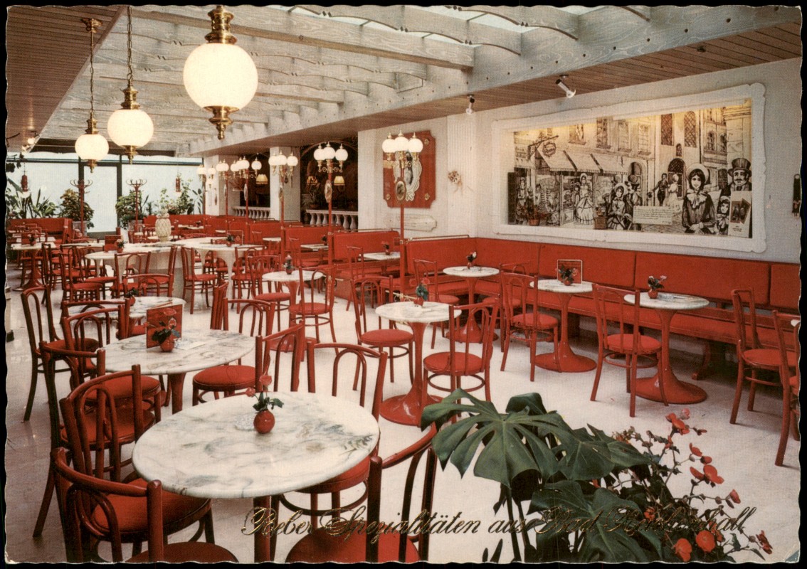 vergrößern: Bildseite historische Ansichtskarte von 1978: Gaststätten/Hotels Reber Boulevard Cafe Bad Reichenhall Innenansicht:: Bad Reichenhall