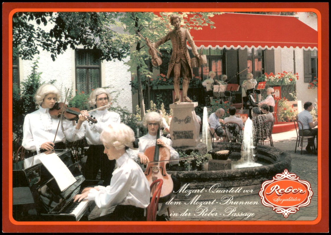 zoom: Image side vintage Postcard from 2010: Ludwigstraße Reber Confiserien Bad Reichenhall Mozart-Quartett Brunnenin der Reber-Passage:: Bad Reichenhall