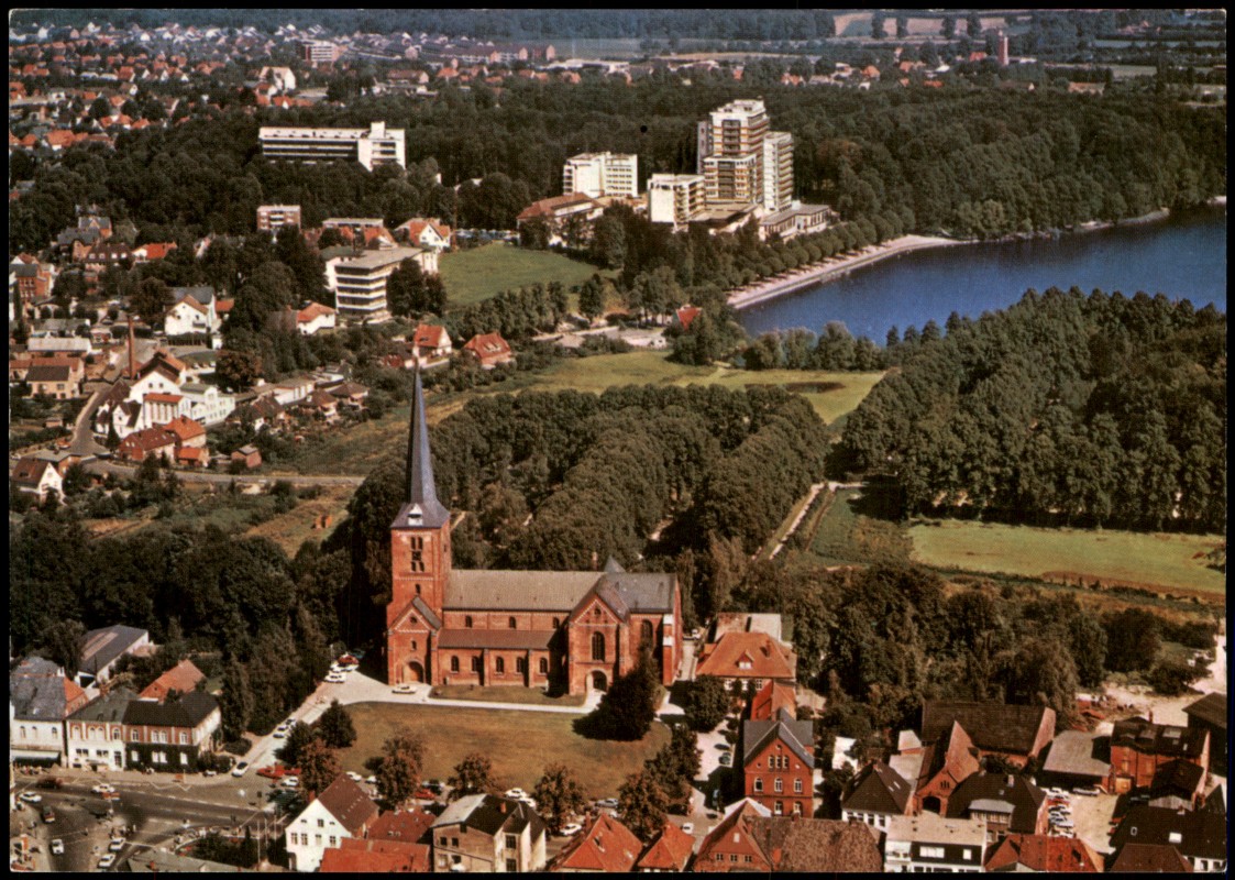 zoom: Image side vintage Postcard from 1978: Luftbilder Bad Segeberg Ev.-Luth. Marienkirche Segeberger See:: Bad Segeberg