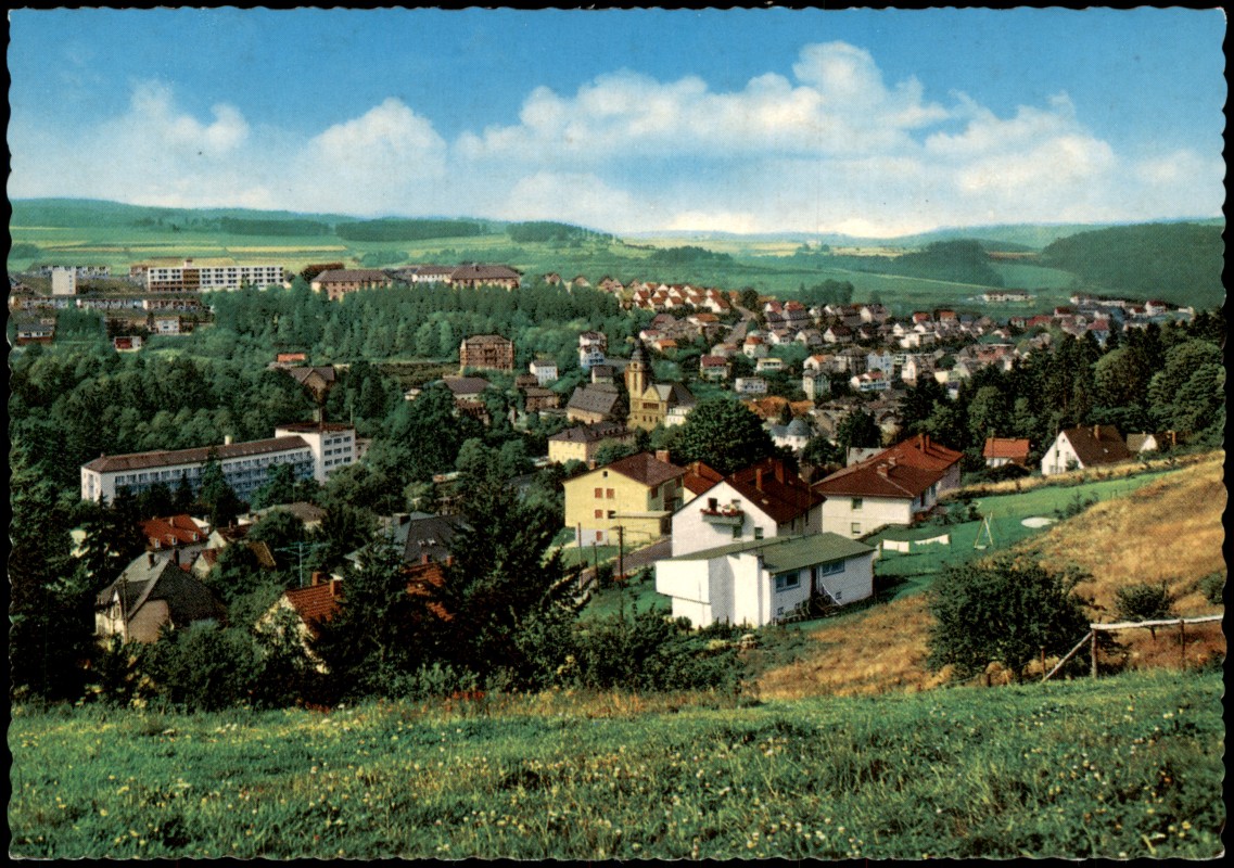 zoom: Image side vintage Postcard from 1971: Partie an der Stadt:: Bad Schwalbach