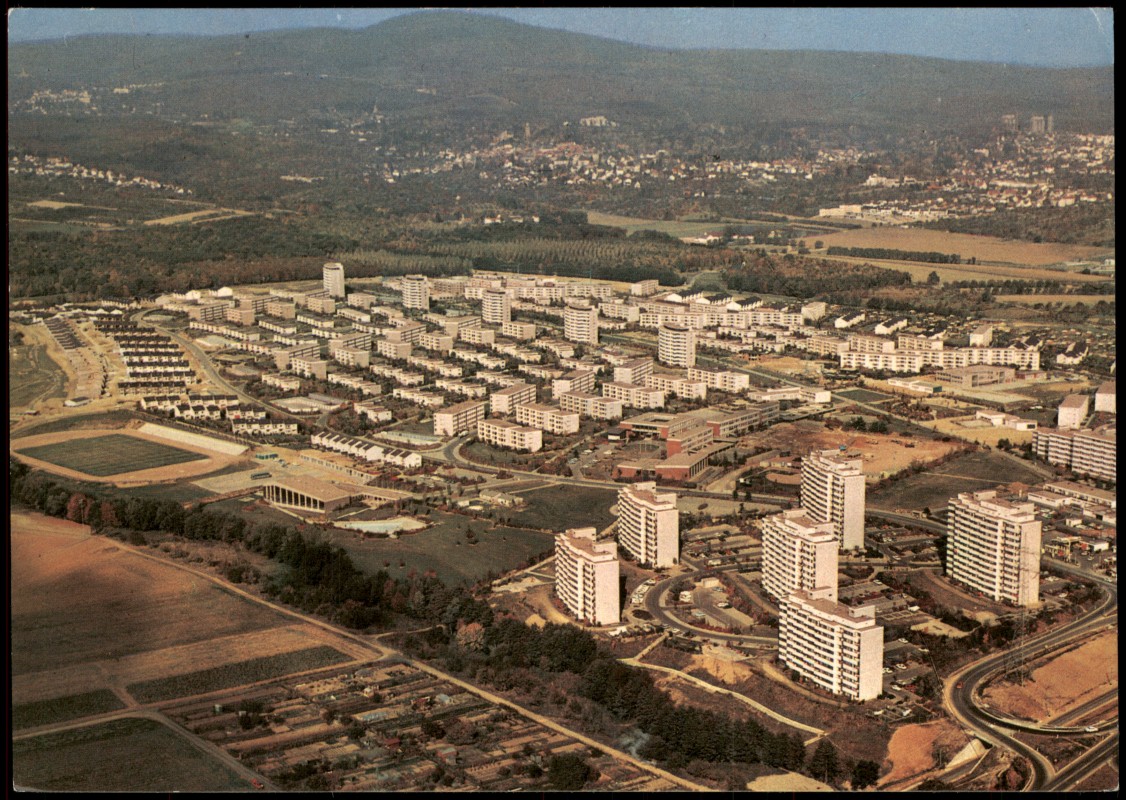 vergrößern: Bildseite historische Ansichtskarte von 1985: Luftansicht von Bad Schwalbach:: Bad Schwalbach