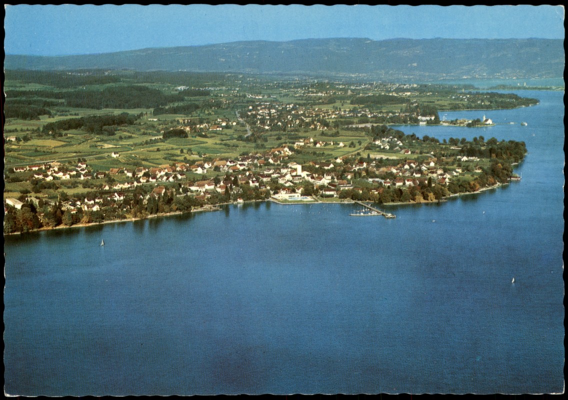 vergrößern: Bildseite historische Ansichtskarte von 1975: Panorama-Ansicht v. Flugzeug auf, Luftaufnahme:: Nonnenhorn (Bodensee)