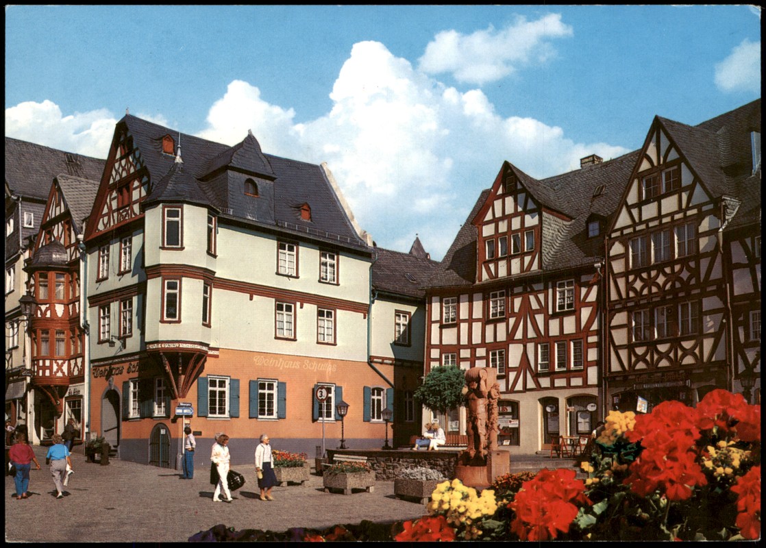 zoom: Image side vintage Postcard from 1986: Gaststätten/ Hotels Weinhaus Schultes historischen Platz Plötze:: Limburg (Lahn)