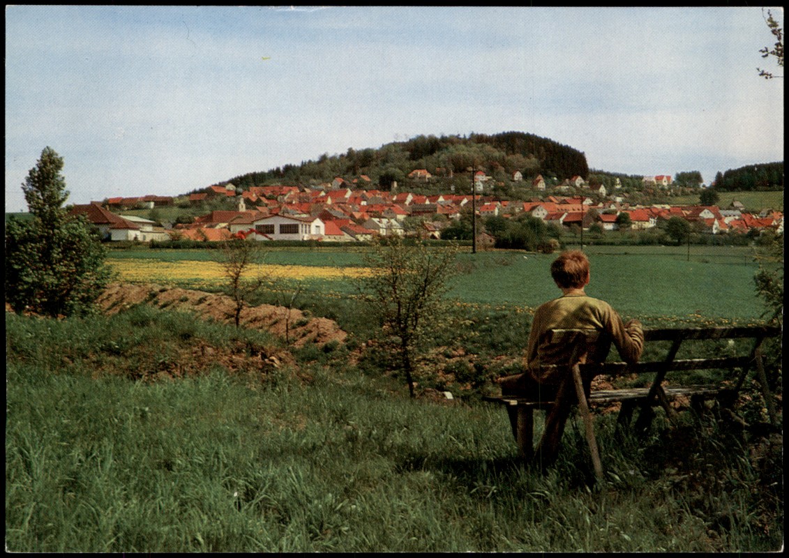 zoom: Image side vintage Postcard from 1990: Ortsansicht von Tännesberg:: Tännesberg