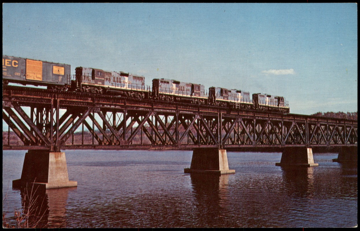 zoom: Image side vintage Postcard from 1981: Eisenbahn Zug Lokomotive BOSTON & MAINE Railway::