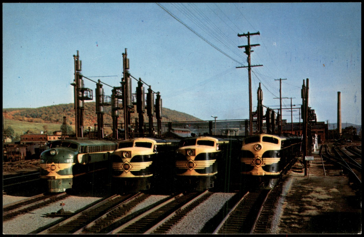 zoom: Image side vintage Postcard from 1974: Eisenbahn Zug Lokomotive Modern "Four Horsemen" Erie Railroad::