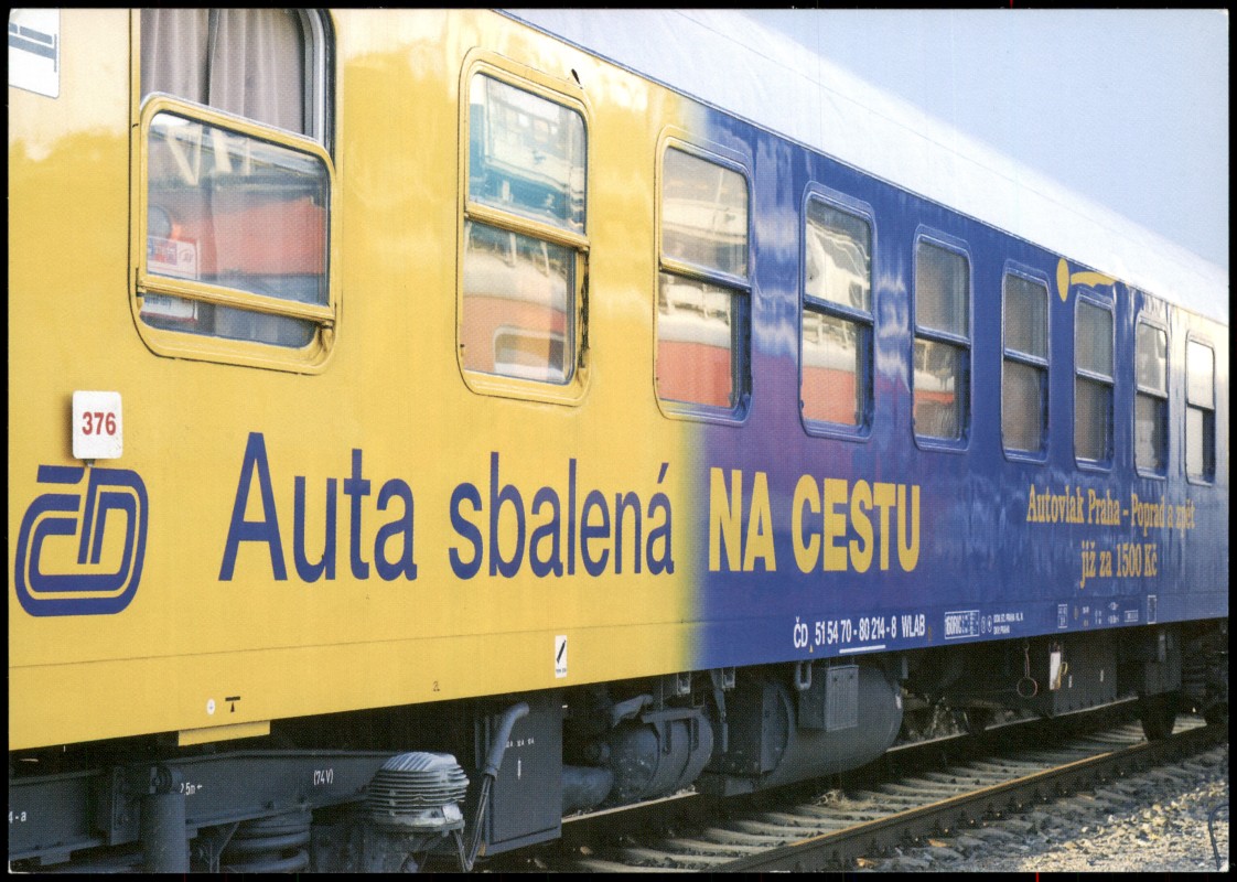 vergrößern: Bildseite historische Ansichtskarte von 2006: Eisenbahn Zug Lokomotive Ceska Auta sbalená NA CESTU::